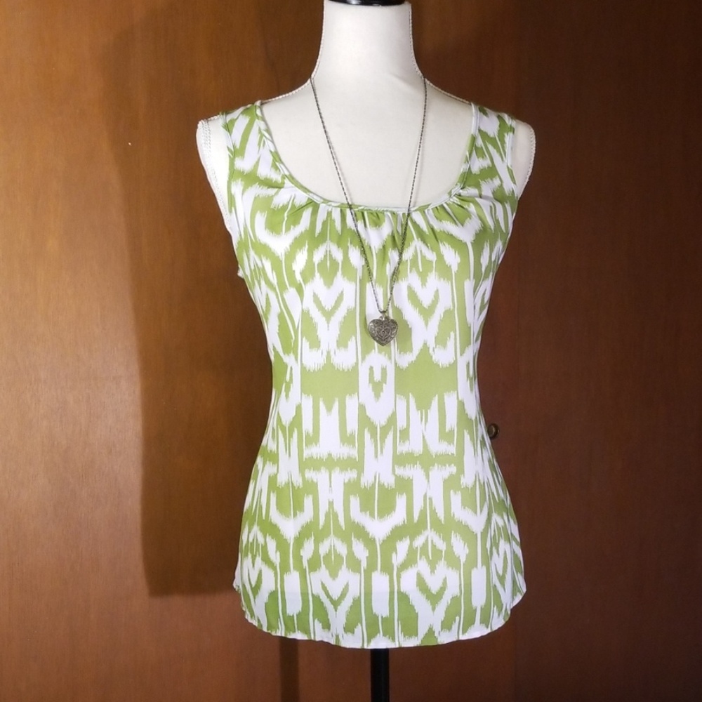 a.n.a. green and white top